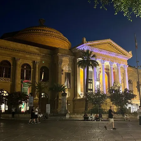 Aurora Center - 4* Palermo